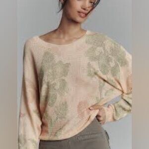Anthropologie light weight sweater with floral design in size large